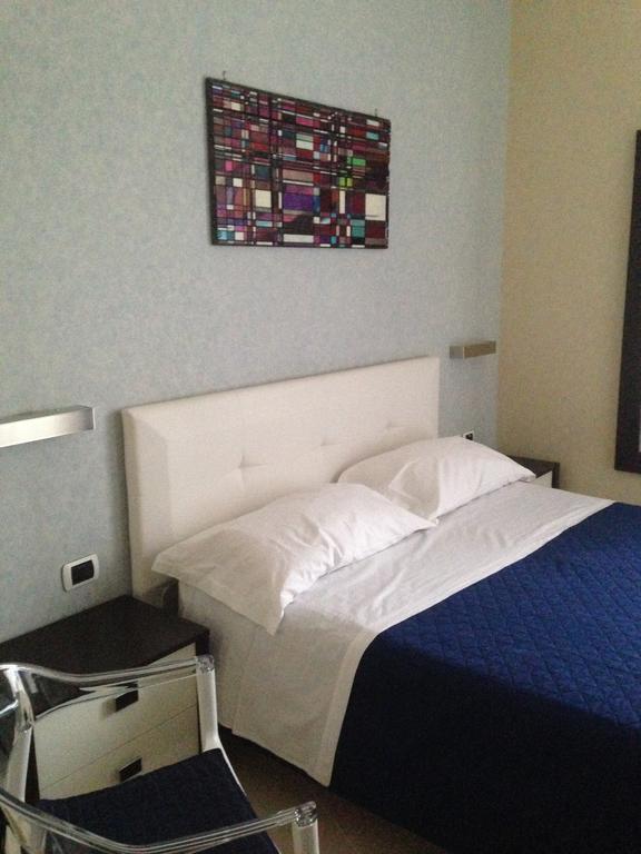 B&B 21-12 Saviano Pokoj fotografie