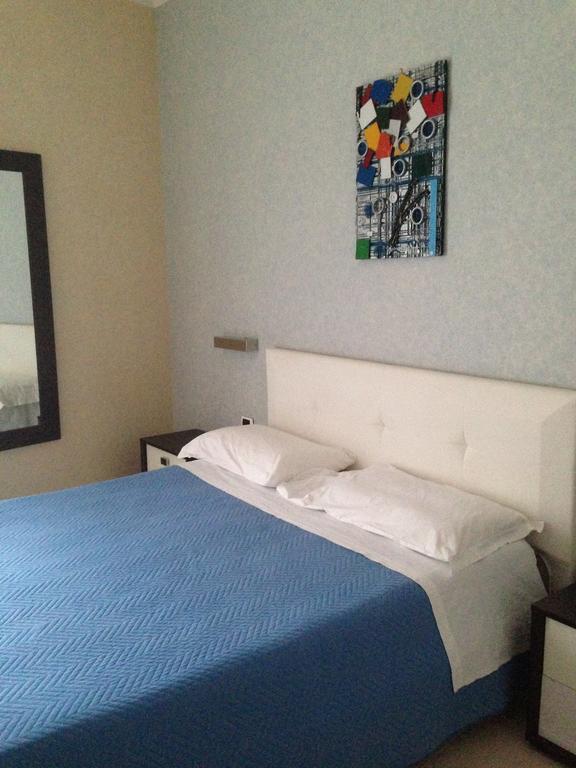 B&B 21-12 Saviano Pokoj fotografie